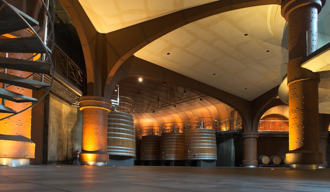 Les différents types de coffrage : guide complet sur les matériaux traditionnels et modulaires en 2025 découvrez tout sur le formwork : définition, rôle dans la construction, types de coffrages et conseils pour choisir la solution adaptée à vos projets de bétonnage.