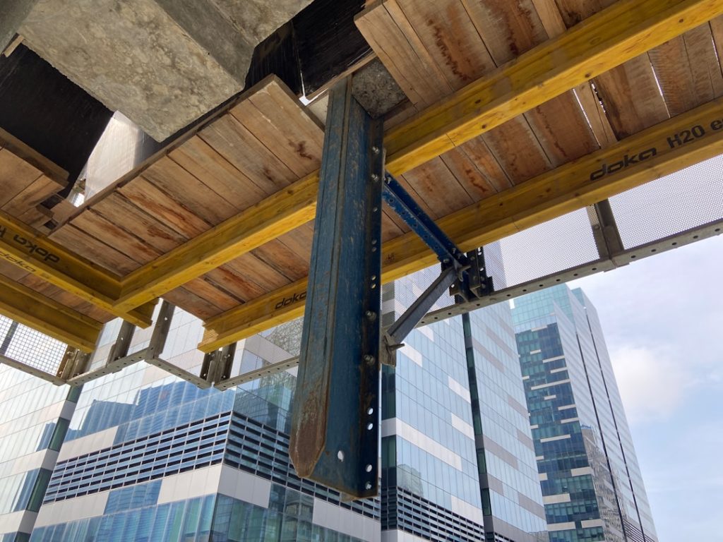 découvrez tout sur le coffrage : techniques, matériaux utilisés et conseils pratiques pour réussir vos travaux de construction en toute sécurité et efficacité.