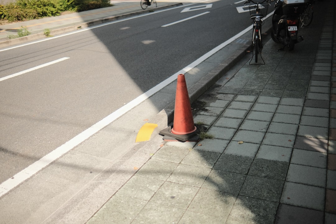 Mesures de sécurité essentielles : guide complet pour des opérations sûres de coffrage et ferraillage découvrez les mesures de sécurité essentielles à adopter pour protéger votre environnement et garantir la sécurité de tous. suivez nos conseils pratiques pour prévenir les risques et agir efficacement en cas d'urgence.